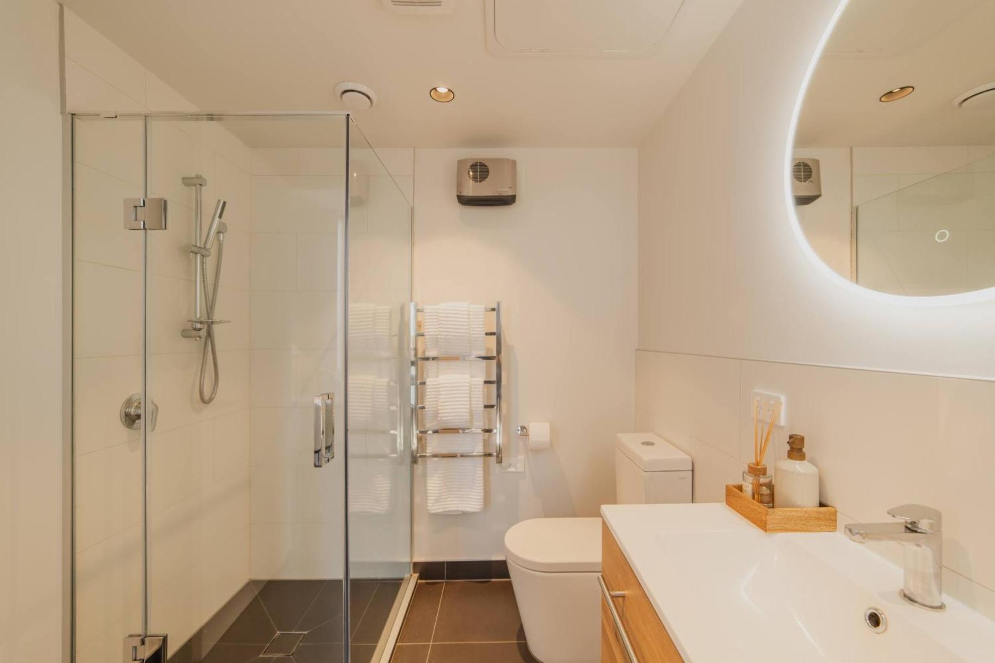 クライストチャーチ Chic And Contemporary Living At Cambridge Terraceヴィラ エクステリア 写真